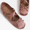 Circus NY | Zuri Flat