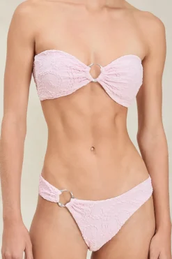 Devon Windsor | Camden Bottom