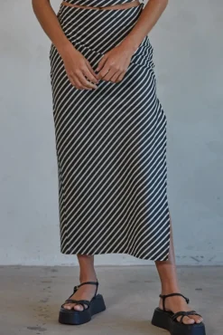 Edie Skirt