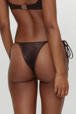 Frankies x Bella | Divine Bottom