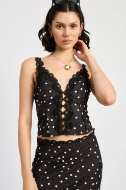 Mary Top