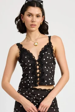 Mary Top