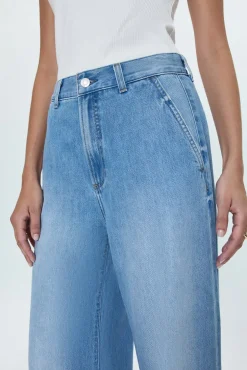Pistola | Dalia Jean