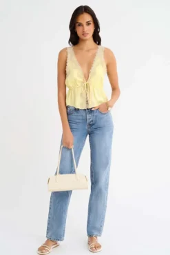Rumored | Lady Lace Top