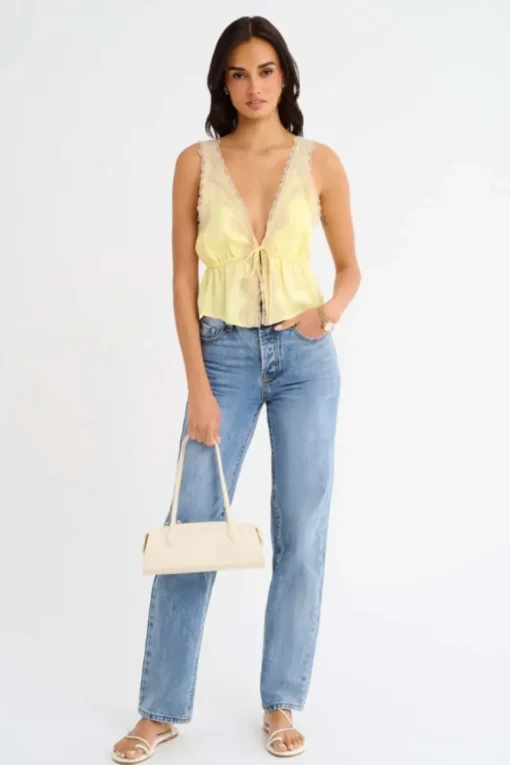 Rumored | Lady Lace Top