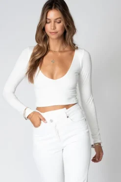 Stillwater | V-Neck Crop - White